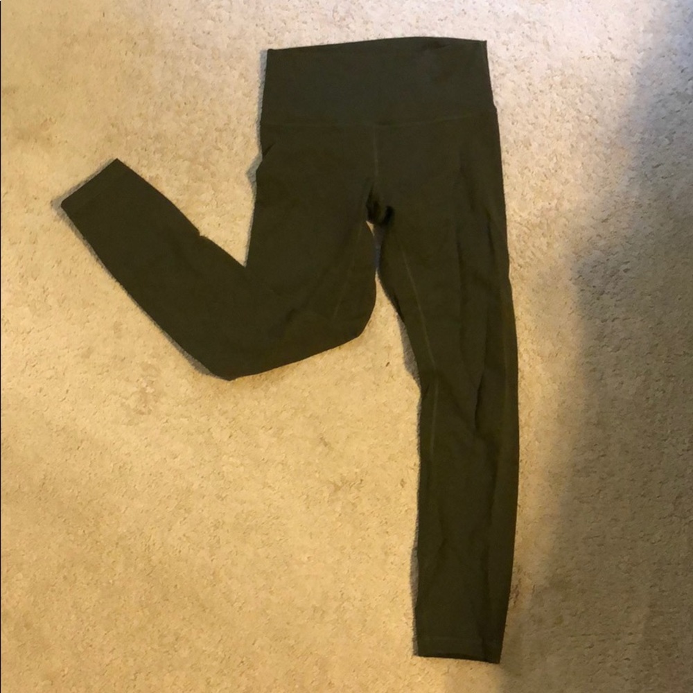 Aren’t Green Lululemon Wunder Under High Rise